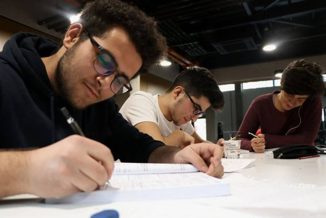 Mezunları en çok pişman eden bölümler belli oldu. Bu bölümlerden uzak durun - Resim: 29